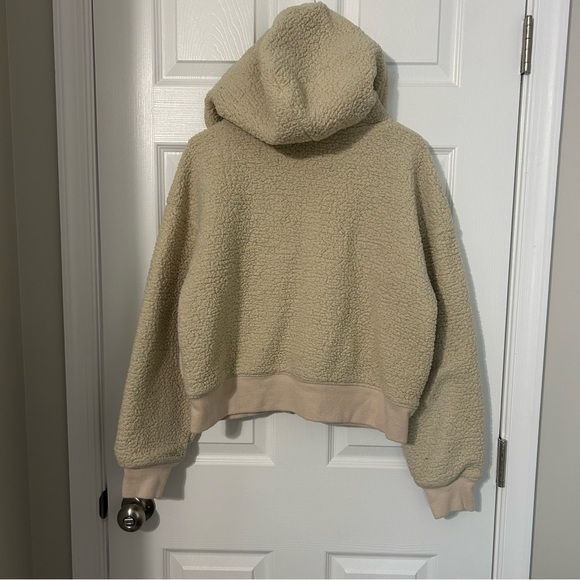 OFFLINE Aerie Cropped Sherpa‎ Zip Up Hooded Jacket, L - Picture 3 of 8